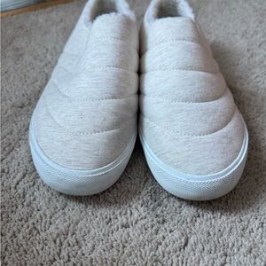 Hurley Ladies' Puff Clog Shoe Cozy Camp Mule Slip On Sneaker Ladies Shoes